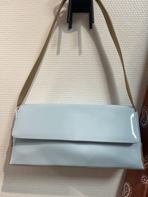 205572de 6518 409c 9a95 db96feee9ee0 21097 000002eec5c962c4 file