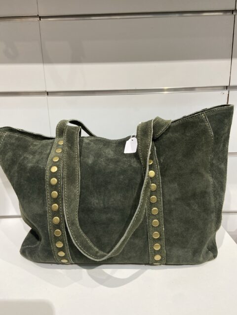 65b3e24a c171 4ba7 b275 3156febae7ba 84418 00000a2e6b47deab file