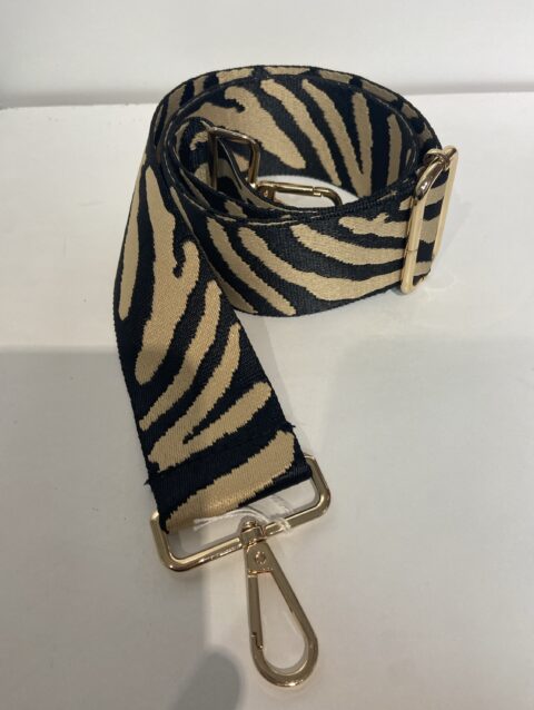 93c25501 41e0 4d3a a72d d733ca12f46d 92795 00000afe0acefb5b file