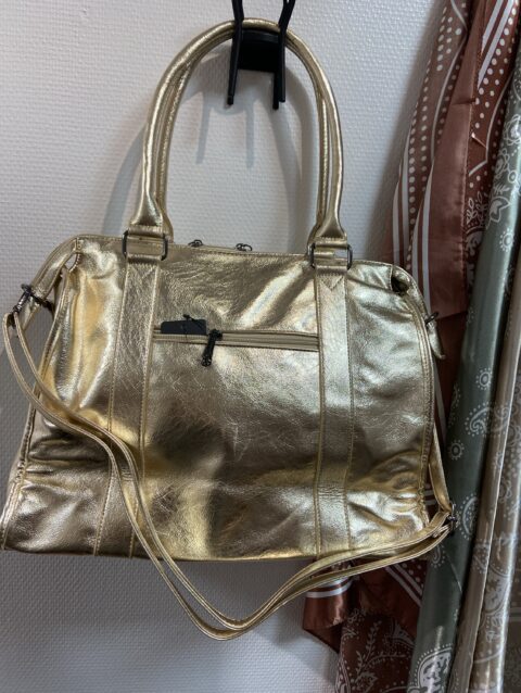 d424fd02 ff85 41a0 aeda dff561776d53 50800 000011e303069d97 file