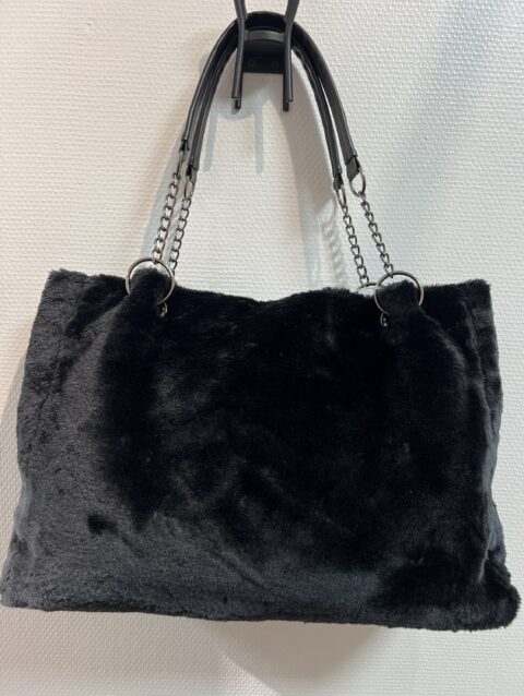 1592699b f175 41b3 b33f 3b941814dde0 59691 000008230805a6b3 file