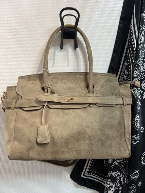 77d68049 6049 4886 b4de 04c90f5f71c9 73102 00000a6996fdc494 file