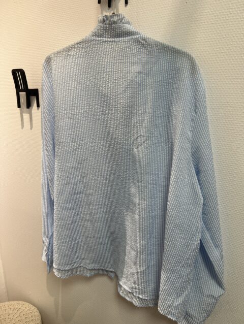 07af27da 5d8f 41d3 a7e3 fc3040eed3ea 19879 00001039c513f270 file