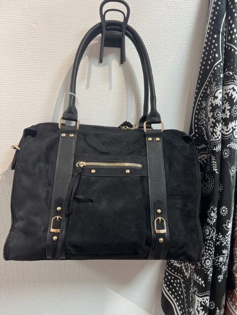 3ac4ee60 3c47 4608 85fc 4f529f983441 27724 000003e0bd27810b file