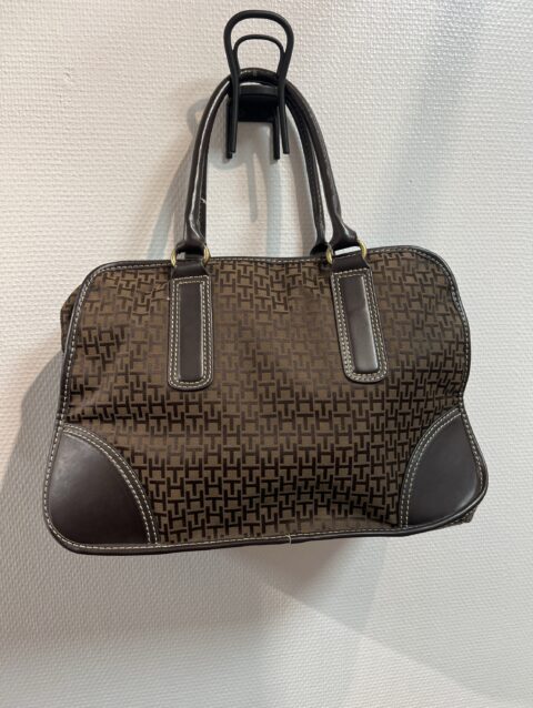 6db8d5a4 69ee 46e8 9b9b b226b9ede367 70212 000009b6271f5af7 file