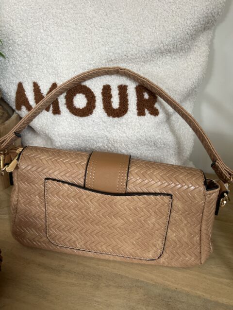 e89edd47 1b18 40bd 9d5b bf7698231730 61869 0000081fcbfad8d3 file